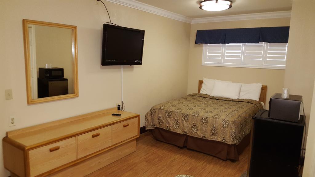 Reedley Inn Luaran gambar