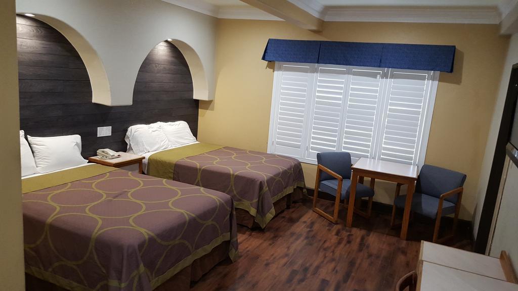 Reedley Inn Luaran gambar